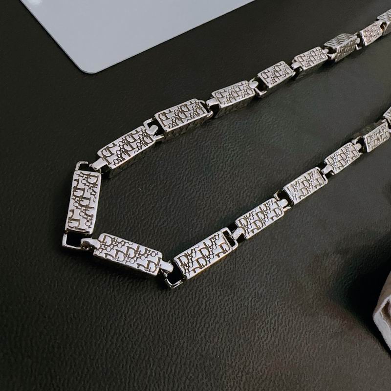 Dior Necklace 05lyr347 (6)